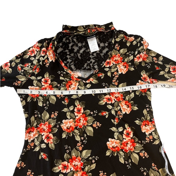 🎉 Host Pick 🎉 Joe Boxer Black Floral Blouse - Picture 7 of 7